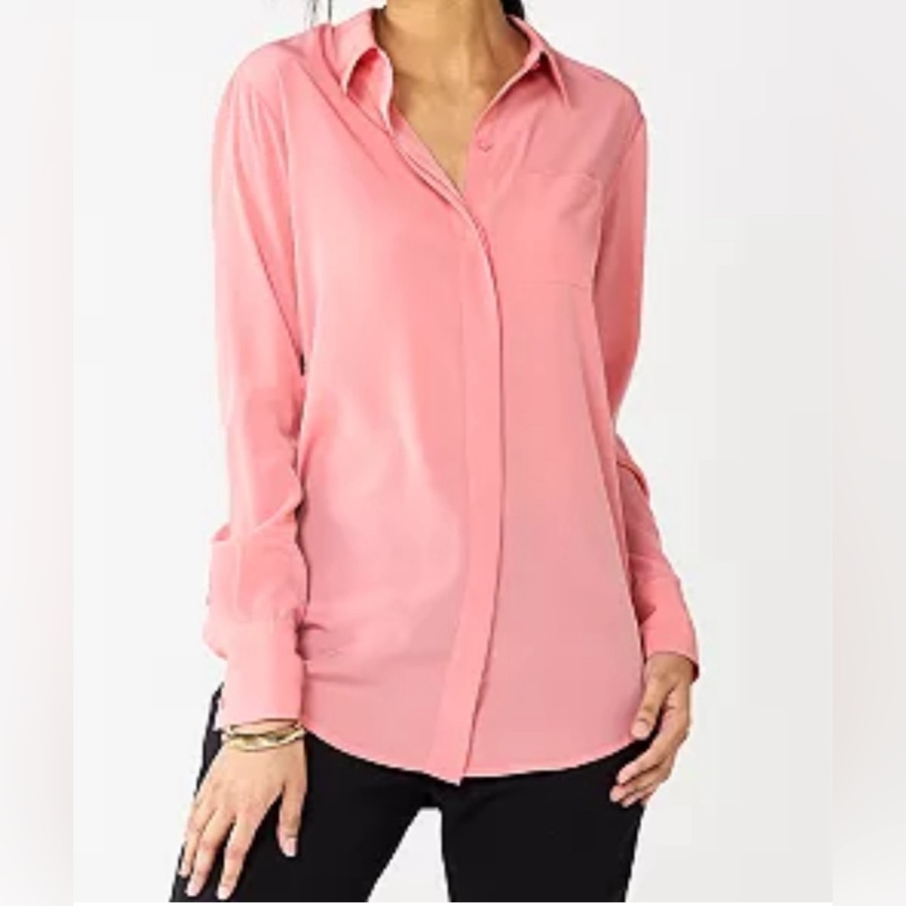 ⭐️NINE WEST Button Down Long Sleeve Blouse light pink Size XS/small